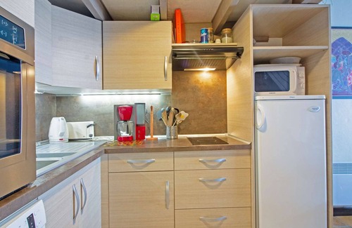 Viella House | Cozy chalet with garage and views, 3 levels, 6 pers, near Luz, pets allowed