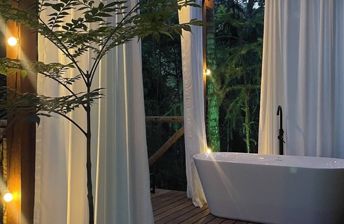 Sao Pedro da Serra Ski Chalet | Cozy chalet in charming São Pedro da Serra with fireplace and outdoor bath