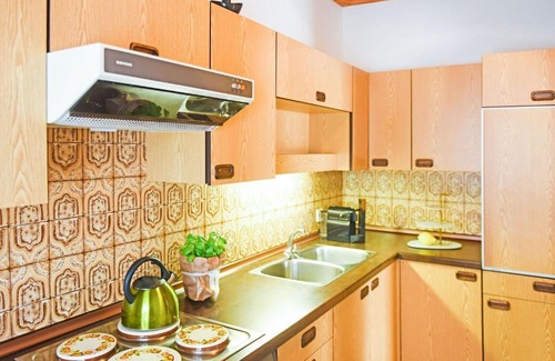 Molln Ski Chalet | Cozy Chalet in Molln with Garden