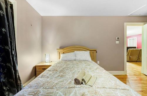 Val Morin Cabin | Cozy Chalet Val Morin