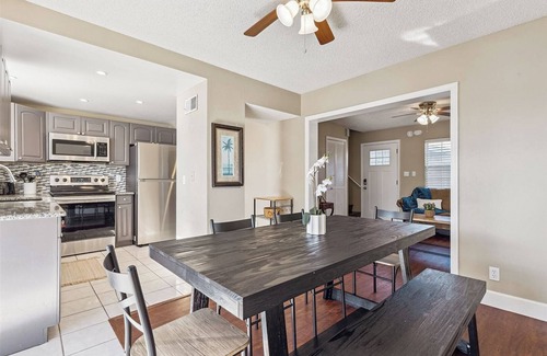 Cape Caneveral Beach Gardens House | Cozy Cherie Down Townhome - 5 Minute Walk to the Beach!