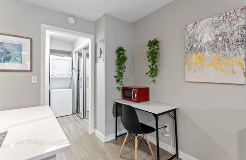 Allandale Apartment | Cozy Chic Studio Close to Downtown and Domain