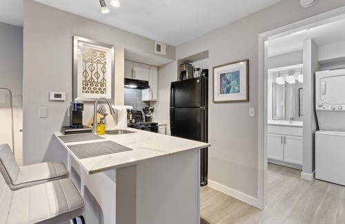 Allandale Apartment | Cozy Chic Studio Close to Downtown and Domain