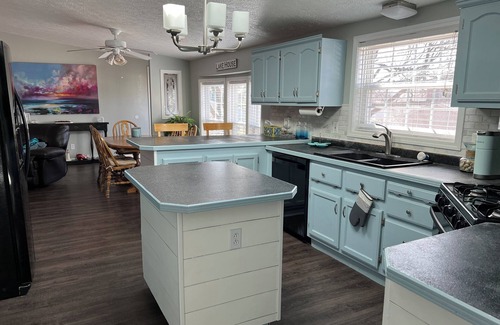 Chippewa Lake House | Cozy Chippewa Lake Ranch just steps from the lake! Kayaks and SUPs Private beach