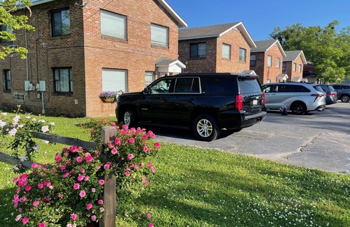 Mobile Apartment | Cozy & Clean 2B/1B in Midtown – 20B