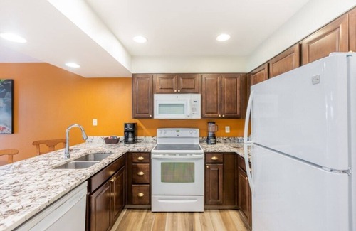 Elk Point Condo | Cozy Club Wyndham South Shore, 2 Bedroom Deluxe Suite