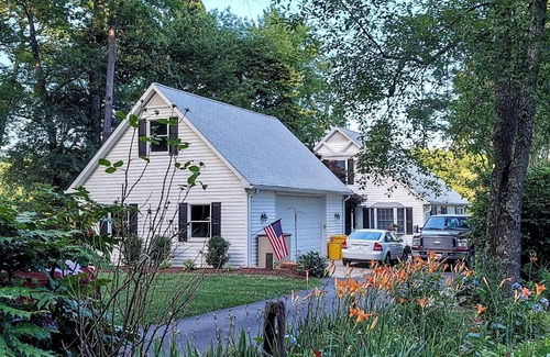 Annapolis House | Cozy Coastal Waterfront Retreat
