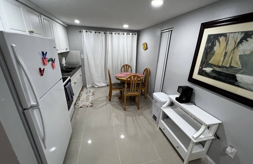 Jasmine Estates Apartment | Cozy,comfy and clean 2 bedroom/one bath apartment