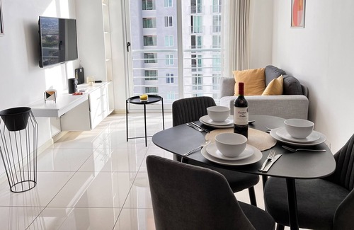 Heredia Apartment | Cozy & Comfy Condo | Pool, WiFi, Gym