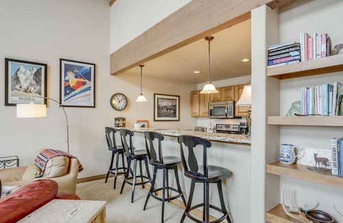 Frisco House | COZY, COMFY & CONVENIENT