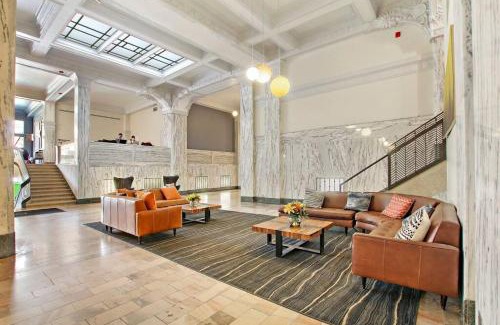 East Hyde Park Apartment | Cozy & Comfy Studio Apt in Chicago - Del Prado 418