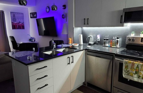 Brampton Apartment | Cozy Condo-Apartment/Suite in Brampton