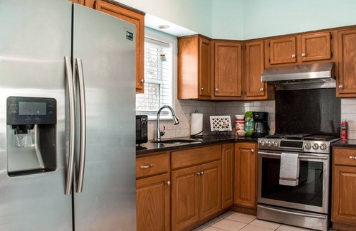 Fairfield Condo | Cozy Condo by Fairfield U/SHU Patio Washer/Dryer