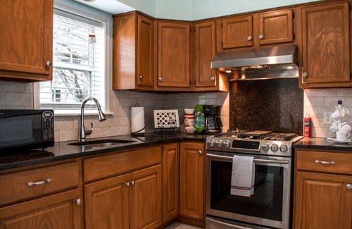 Fairfield Condo | Cozy Condo by Fairfield U/SHU Patio Washer/Dryer