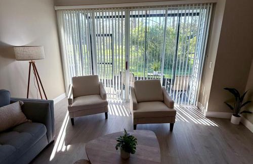Greater Northdale Apartment | Cozy condo in Northdale Tampa, with golf course views! Snowbirds welcome!