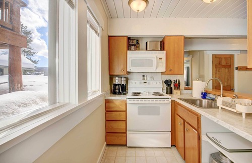 Big Sky Meadow Village Condo | Cozy Condo Near Golf, 7 Mi to Big Sky Resort!