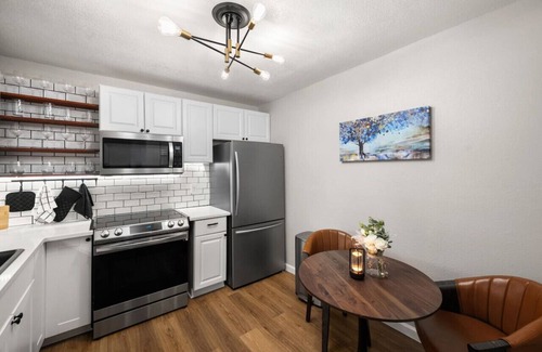 West Arlington Apartment | Cozy Condo Near AT&T Stadium & Entertainment Zone