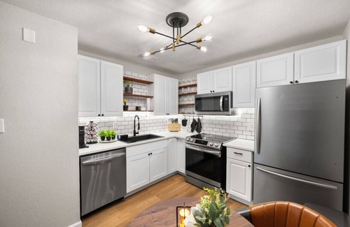 West Arlington Apartment | Cozy Condo Near AT&T Stadium & Entertainment Zone