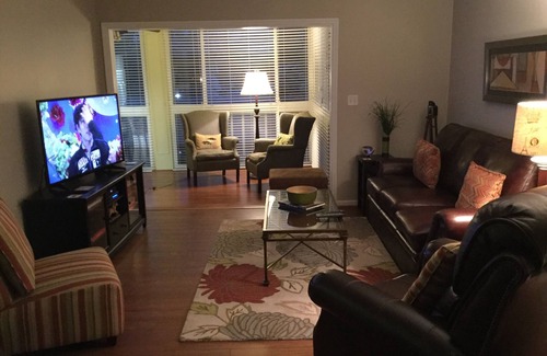 Lexington Condo | Cozy condo