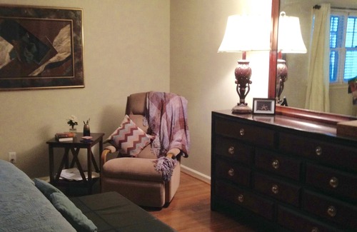 Lexington Condo | Cozy condo