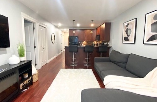 Sicamous Condo | Cozy condo with mountain views