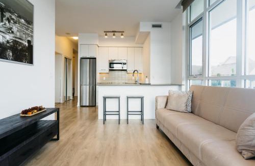 Richmond Hill Apartment | Cozy & Contemporary Suite - Easy Access to Everything