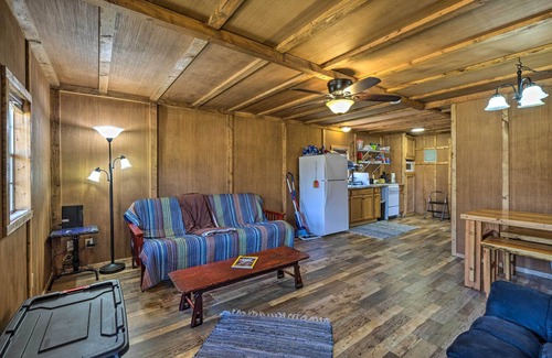 Cookson Cabin | Cozy Cookson Cabin w/Fire Pit: 1 Mi to Lake!