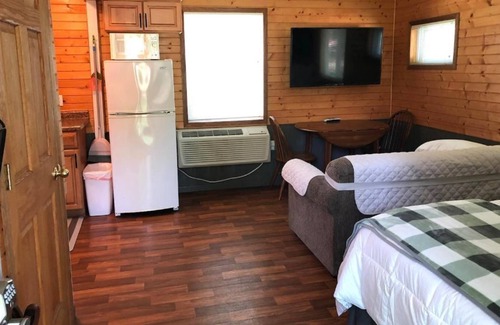 Trempealeau Cottage | Cozy Cottage 2 on Lake Road