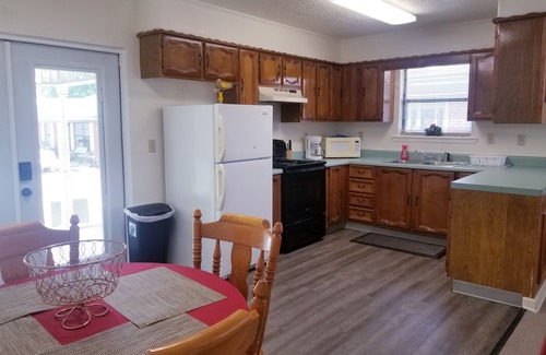 Idabel House | Cozy Cottage Apartment with All Amenities