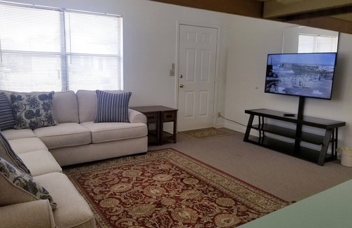 Idabel House | Cozy Cottage Apartment with All Amenities