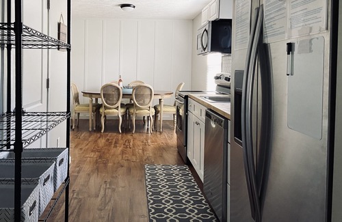 Huron House | Cozy Cottage at Rye Beach