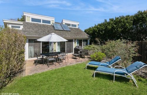 Shinnecock Hills House | Cozy cottage by the beach
