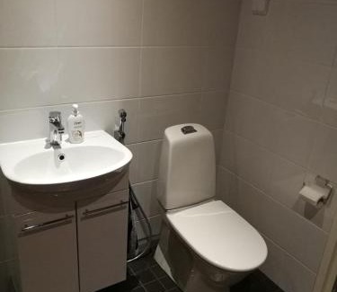 Rovaniemi Ski Chalet | Cozy Cottage - Free WIFI and Parking