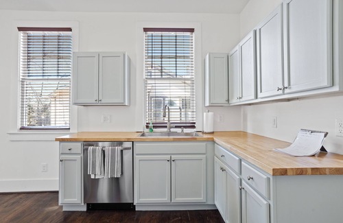 Norwood House | Cozy Cottage in B'ham - 4bd 3ba - 2 Miles to downtown, near Avondale, Homewood