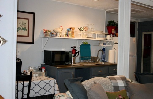 Tyler Cottage | Cozy Cottage In Historical District-Monthly Rental Only