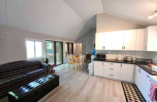 Minden Cottage | Cozy Cottage in Minden Haliburton