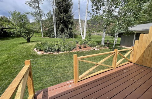 Snowmass Village Cottage | Cozy cottage near bus stop, skiing & Aspen