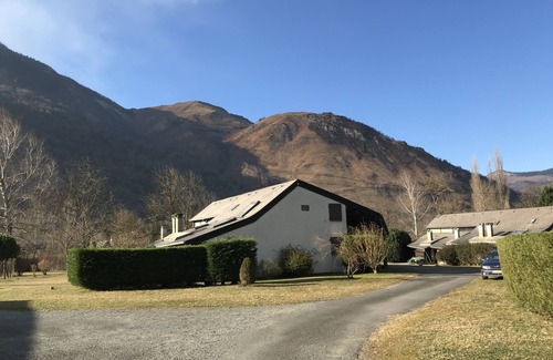 Aste-Beon Ski Chalet | Cozy cottage near Laruns, Ossau Valley, sleeps 6.