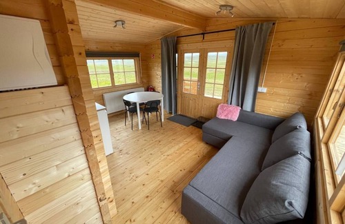 Hvammstangi Cottage | Cozy Cottage on Hillside with Breathtaking Mountain Views, 3 mins from Route 1