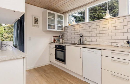 Marielyst House | Cozy Cottage Retreat in Marielyst-By Traum