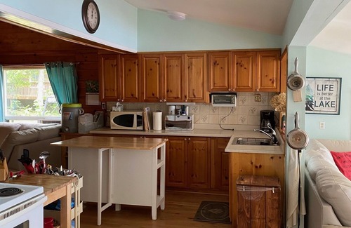Havelock-Belmont-Methuen Cottage | Cozy Cottage Retreat