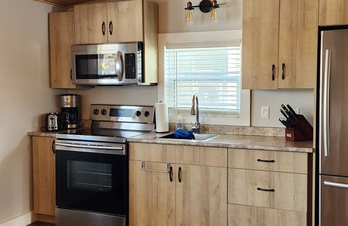 Chance Harbour Cottage | Cozy Cottage right on Chance Harbour