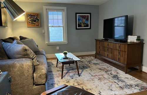 Skyland House | Cozy Cottage with Fenced Yard Close to Downtown Asheville