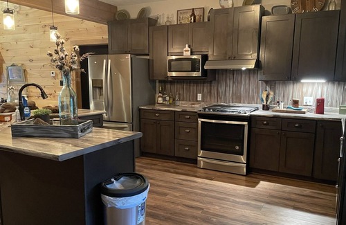 Sturgis Cabin | Cozy country Cabin