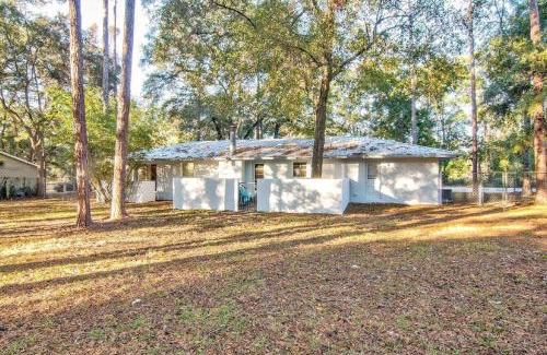 Gainesville House | Cozy Country Escape less than 6 miles from UF