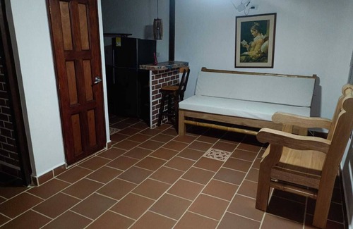 Sopetran Cottage | Cozy country retreat close to the mountains.