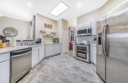 Crescent Lakes House | Cozy Cove by Disney Universal Pool Home