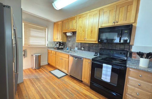Laramie House | Cozy Craftsman Home Close to UW and Downtown