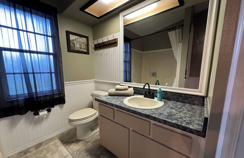 Crystal River House | Cozy Crystal River - Entire House - 90 day minimum