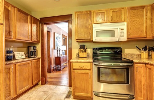 Arthur Cottage | Cozy Cumberland Gap Cottage Near LMU & Nat’l Park